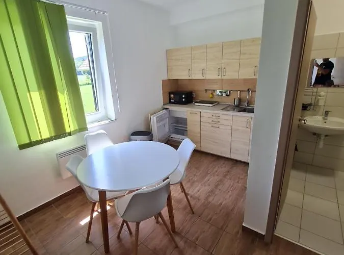Hotell Patakmalom Vendeghaz Döbrönte