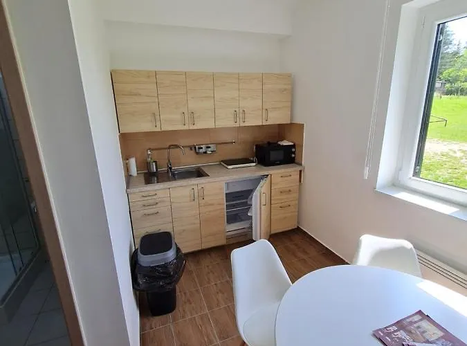 Hotell Patakmalom Vendeghaz *
